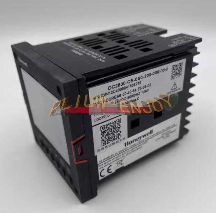 ONE NEW Honeywell controller DC2800-CE-0S0-200-000-00-0