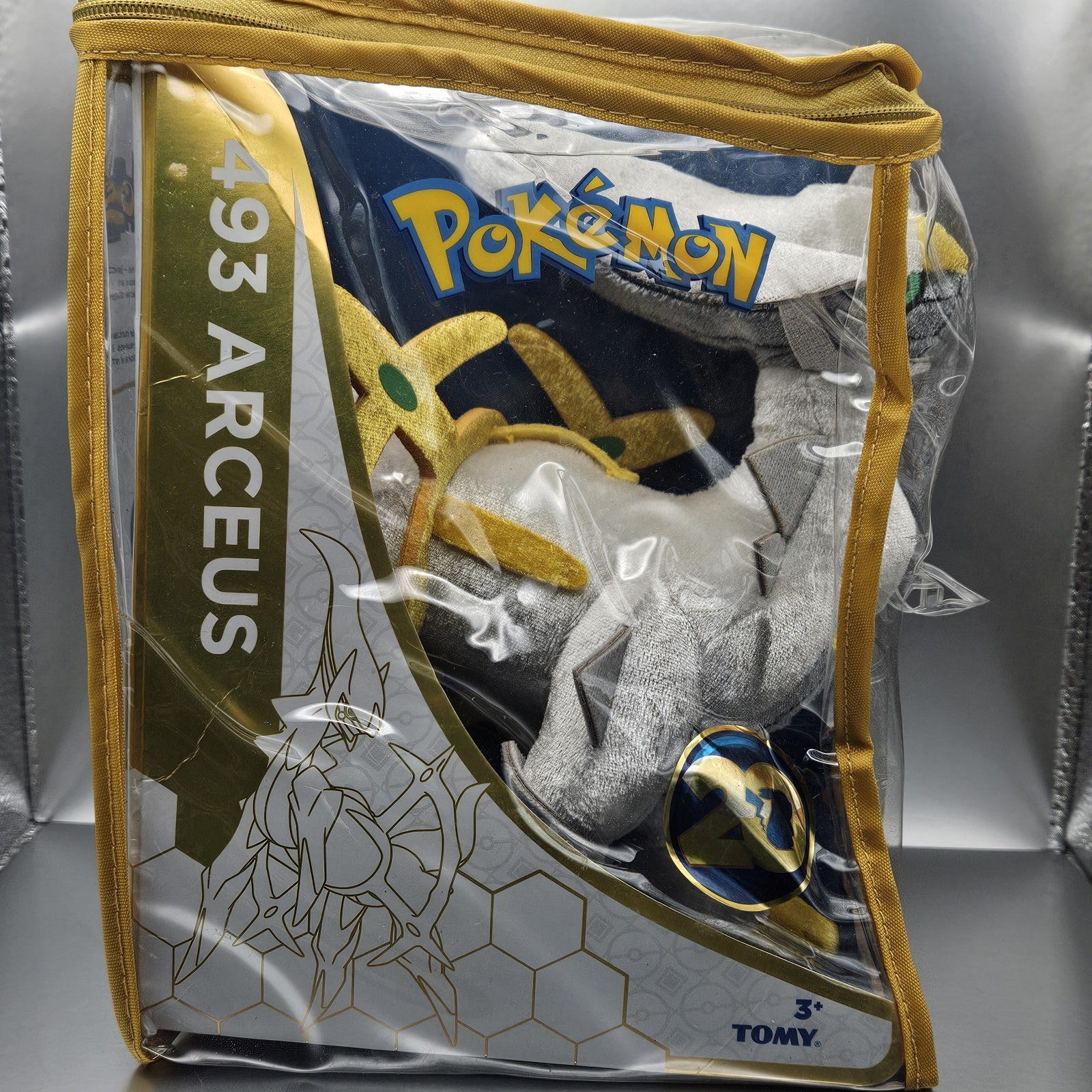 Pokemon 20th Anniversary Arceus Plush #493 W/ Zipper Bag TOMY - Brand New