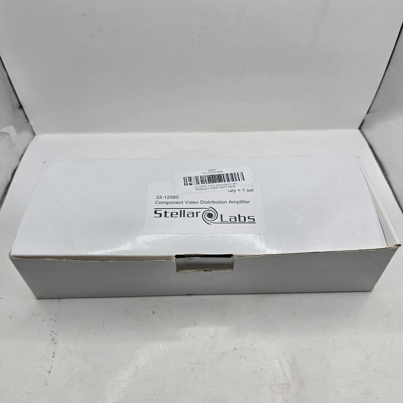 NEW STELLAR LABS 33-12580 Component Video LR Audio Distribution Amp NEW STELLAR LABS 33-12580 Component Video LR Audio Distribution Amp