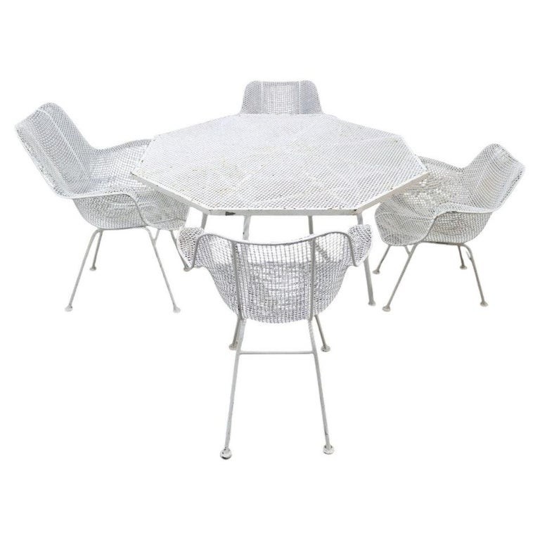 5 Piece Vintage Russell Woodard Wire Patio Set: 1 Table & 4 Chairs, c1960 5 Piece Vintage Russell Woodard Wire Patio Set: 1 Table & 4 Chairs, c1960