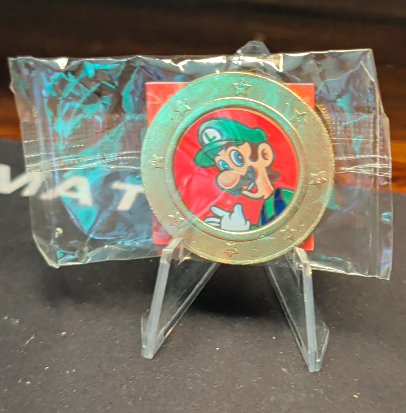Frankford Wonder Ball Super Mario Coin Token Sealed - Luigi & Toad Collectible Frankford Wonder Ball Super Mario Coin Token Sealed - Luigi & Toad Collectible