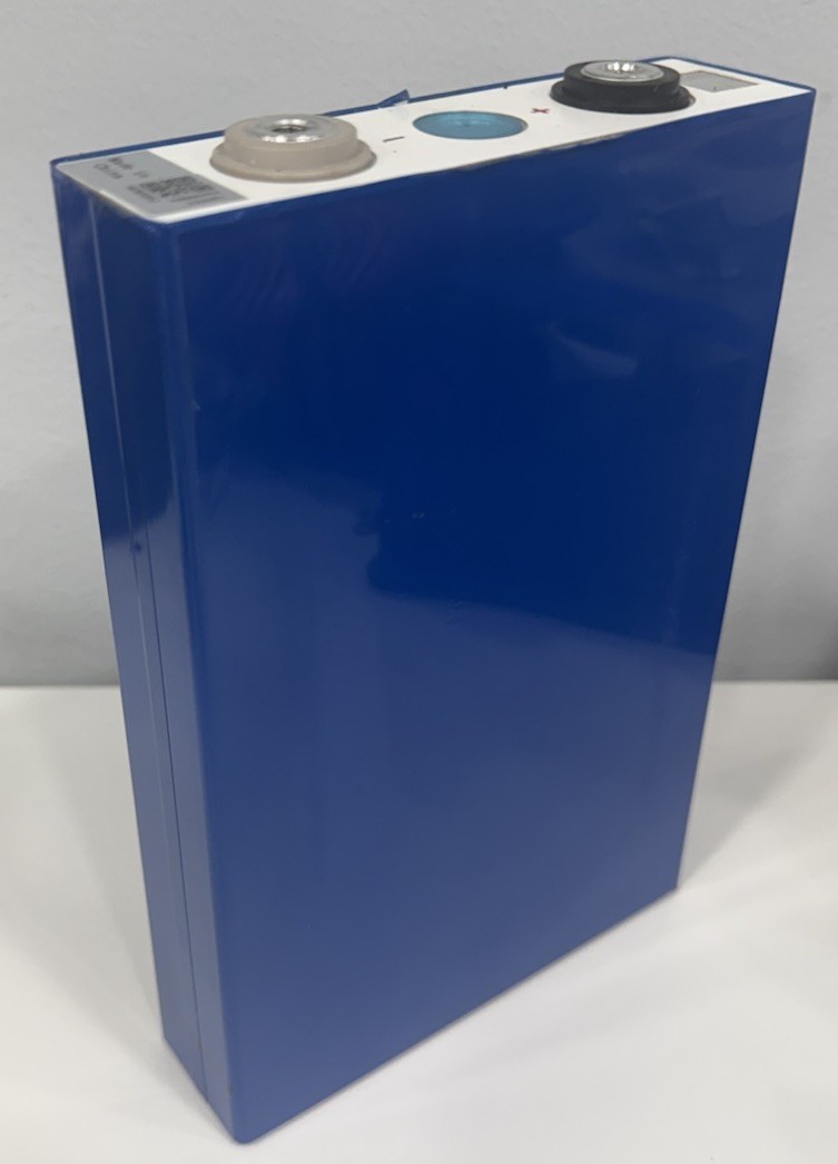 EVE LF105 3.2V 105Ah LiFePO4 Prismatic Battery Cell Grade A Tested Solar RV DIY