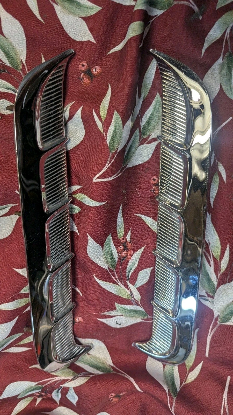 NOS ? 64-1/2-1965 Ford Mustang Quarter Panel Ornaments LH C4ZB-65294/C4ZB-65295
