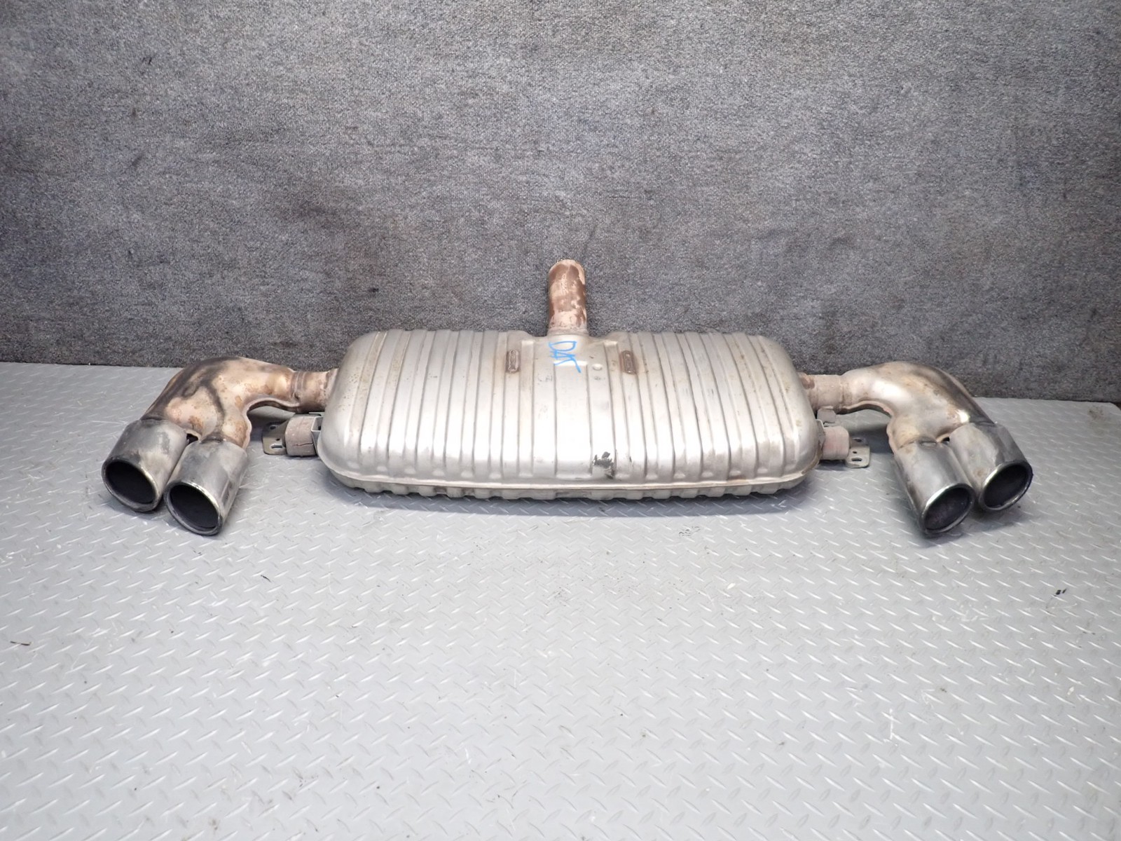 09-15 AUDI TT S 8J QUATTRO REAR EXHAUST MUFFLER W CHROME DUAL TIPS OEM