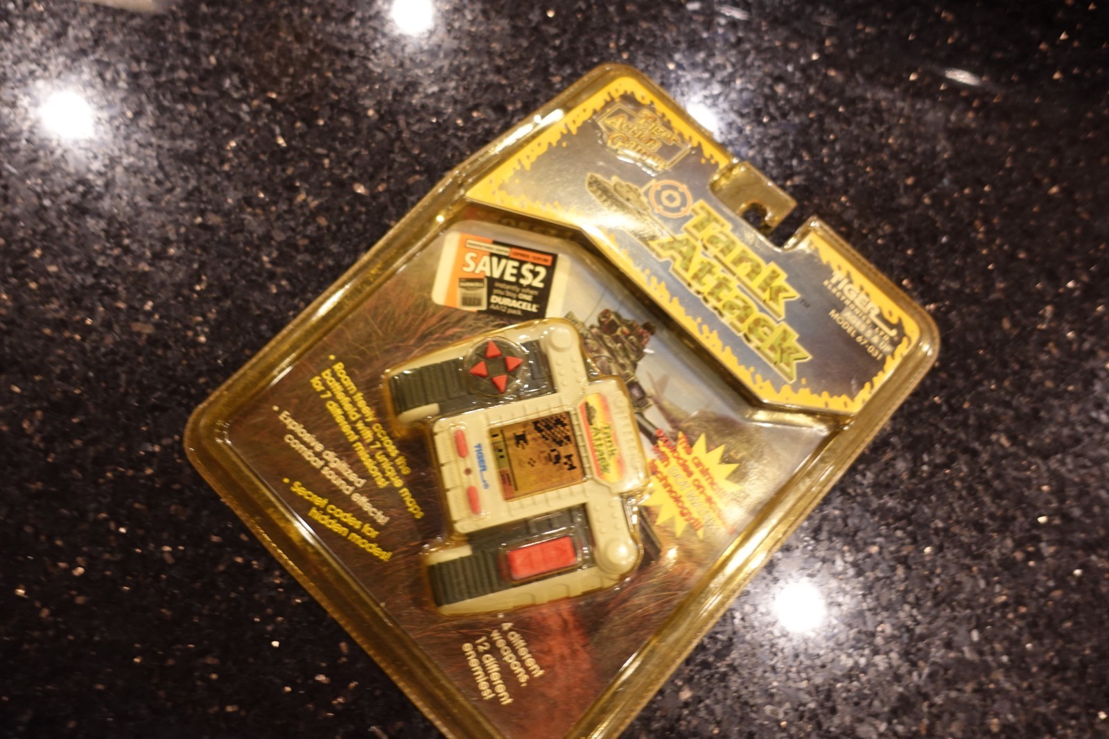 Vintage Tiger Tank ATTACK   Handheld Electronic Tabletop Video game  D6 SEALED