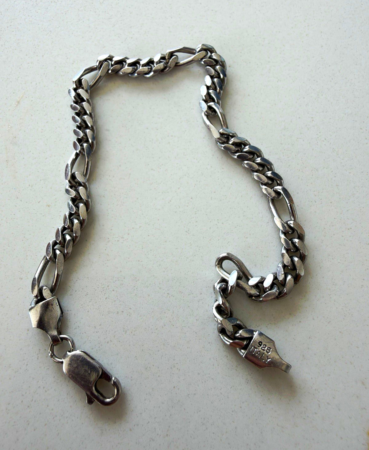 Sterling Silver 925 Figaro Chain Bracelet Lobster Clasp Signed 7.5 in