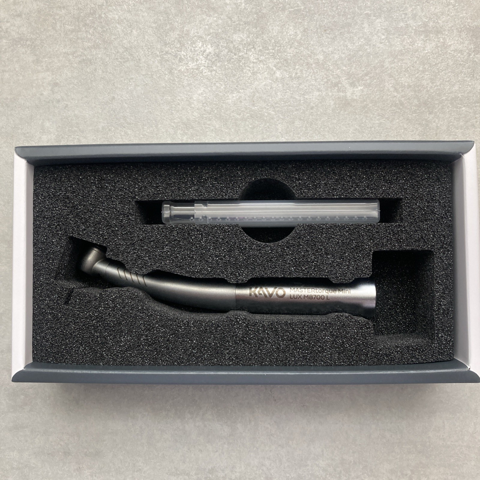 AUTHENTIC Kavo MASTERtorque Mini LUX M8700 L Handpiece AUTHENTIC Kavo MASTERtorque Mini LUX M8700 L Handpiece