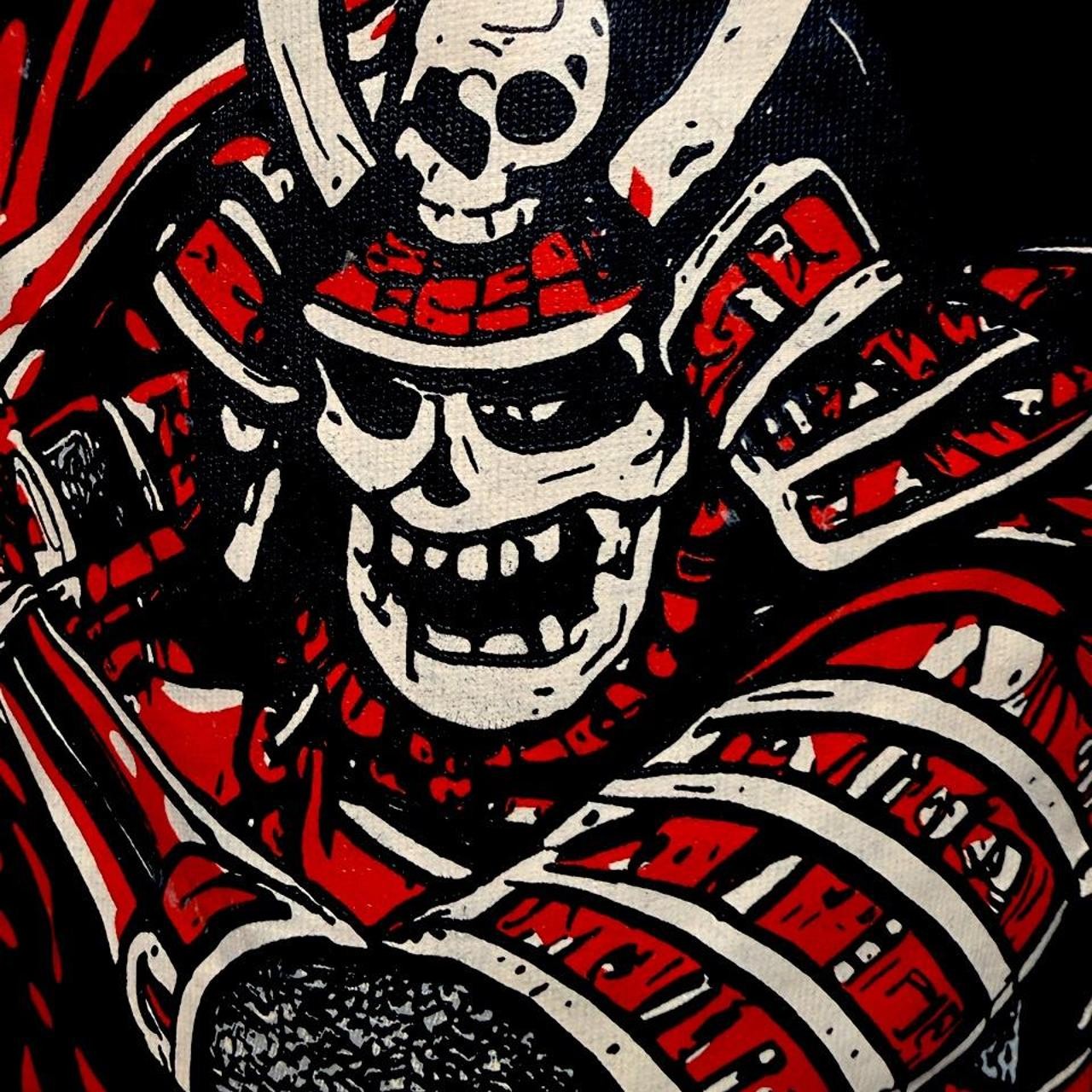 Nice Piece Japan Samurai T-Shirt with graphic of a skull in samurai armor with Nice Piece Japan Samurai T-Shirt with graphic of a skull in samurai armor with