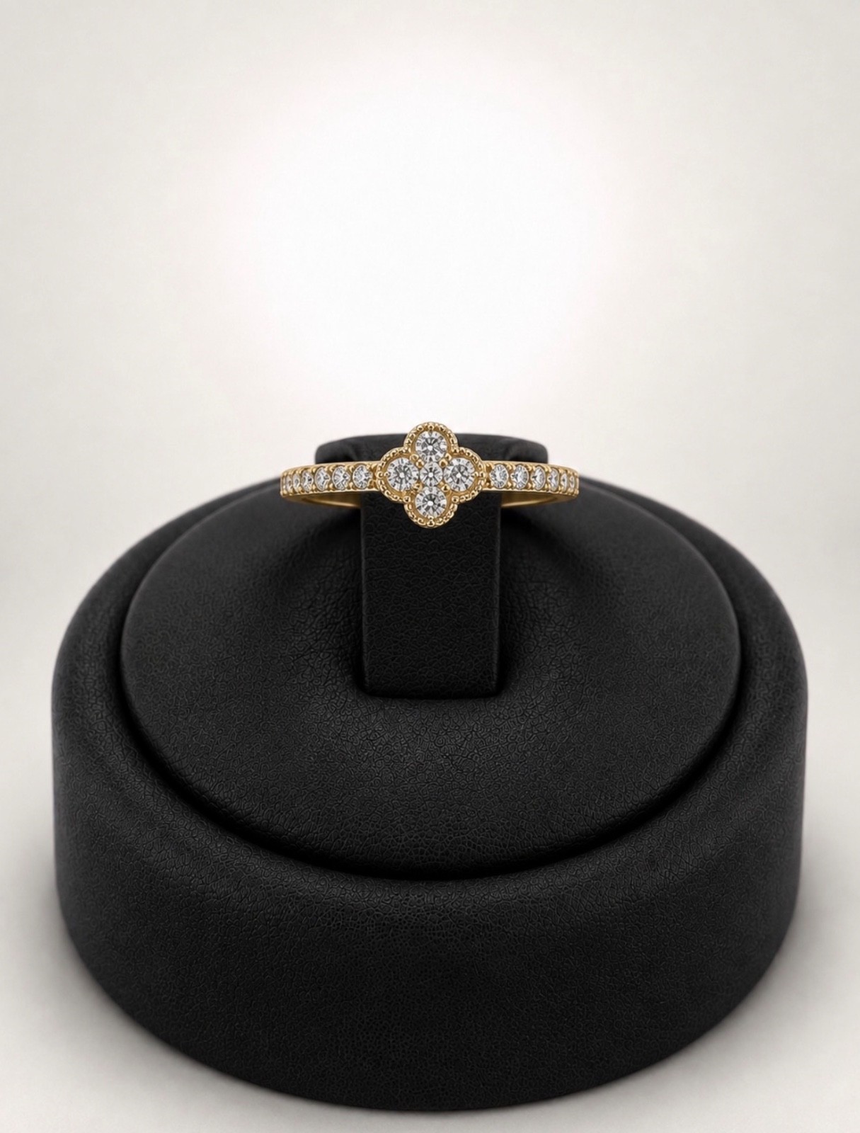 10k Solid Yellow Gold Clover Ring Size 7 10k Solid Yellow Gold Clover Ring Size 7