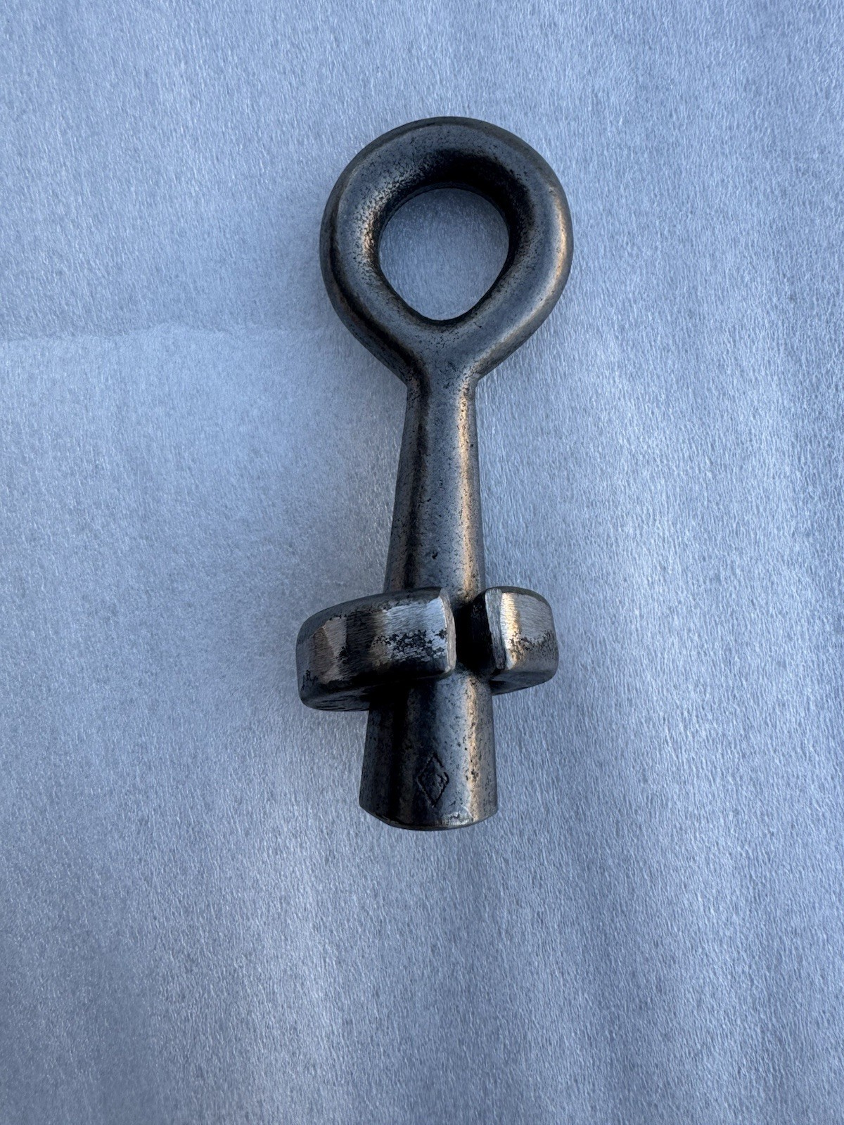 Moore Maker Barbwire Grip Puller - Wire Gripper for Barb Wire Moore Maker Barbwire Grip Puller - Wire Gripper for Barb Wire