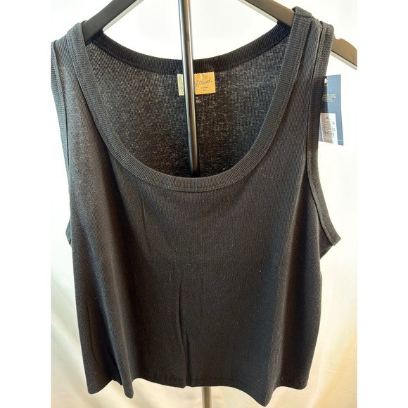 Universal Thread Womens Ribbed Tank Top Black Scoop Neck Sleeveless 2X NWT Universal Thread Womens Ribbed Tank Top Black Scoop Neck Sleeveless 2X NWT