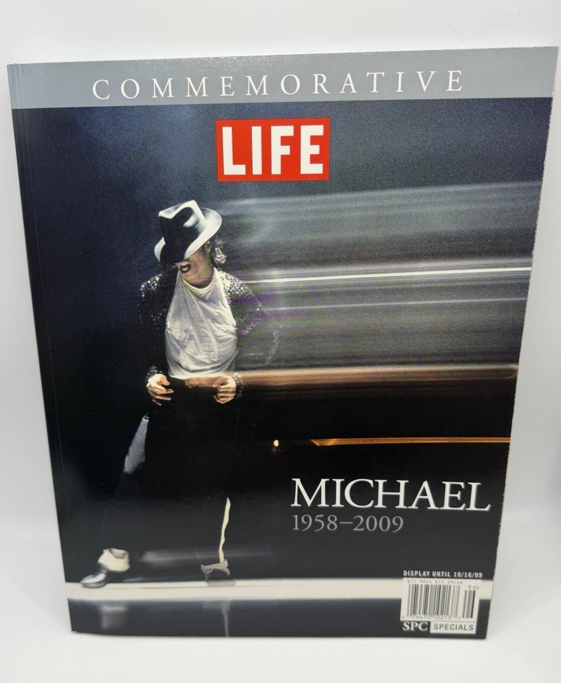LIFE Commemorative Special Issue Magazine Michael Jackson 1958-2009 Oct 2009 NEW LIFE Commemorative Special Issue Magazine Michael Jackson 1958-2009 Oct 2009 NEW