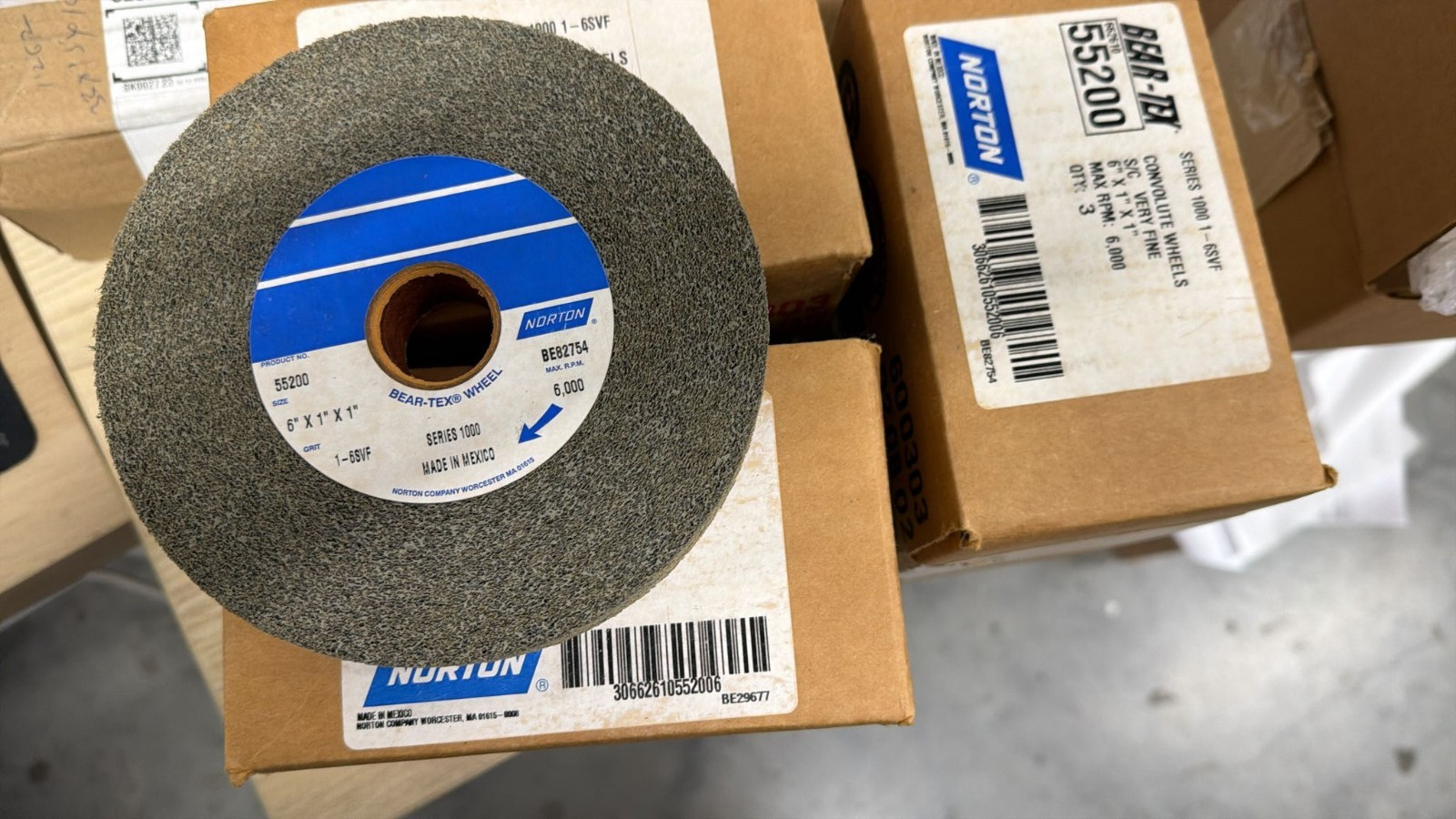 NORTON ABRASIVES 66261055200 Convolute Wheel, Silicon Carbide - 6PZ49 - NEW