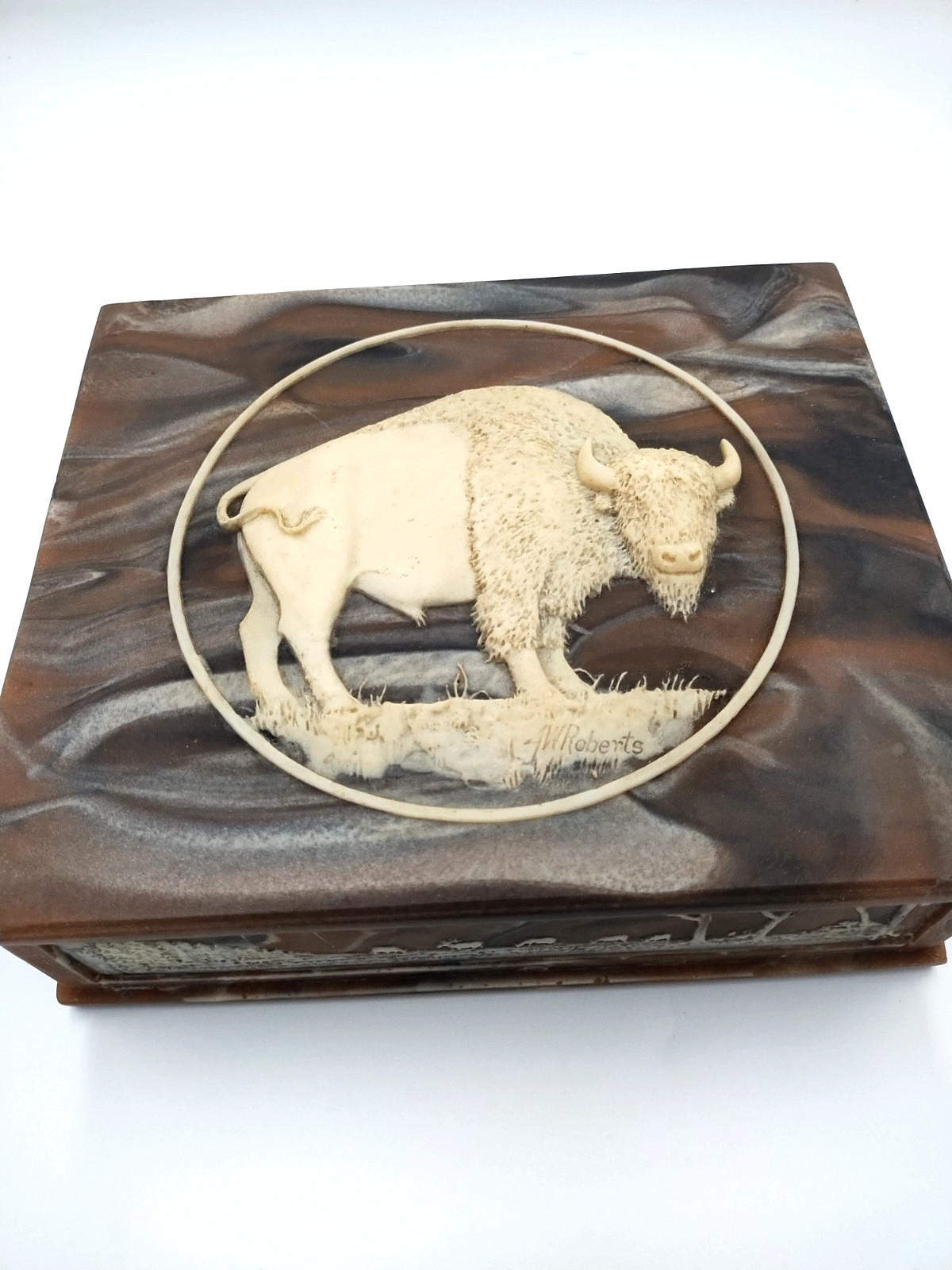 Vintage JW Roberts Incolay Stone 3D Buffalo/Bison Jewelry Box Western Design Vintage JW Roberts Incolay Stone 3D Buffalo/Bison Jewelry Box Western Design