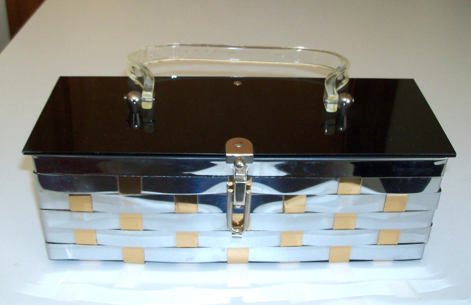 1950\'s Dorset Rex Fifth Ave Metal Basketweave Purse Lucite Handle Silver/Gold