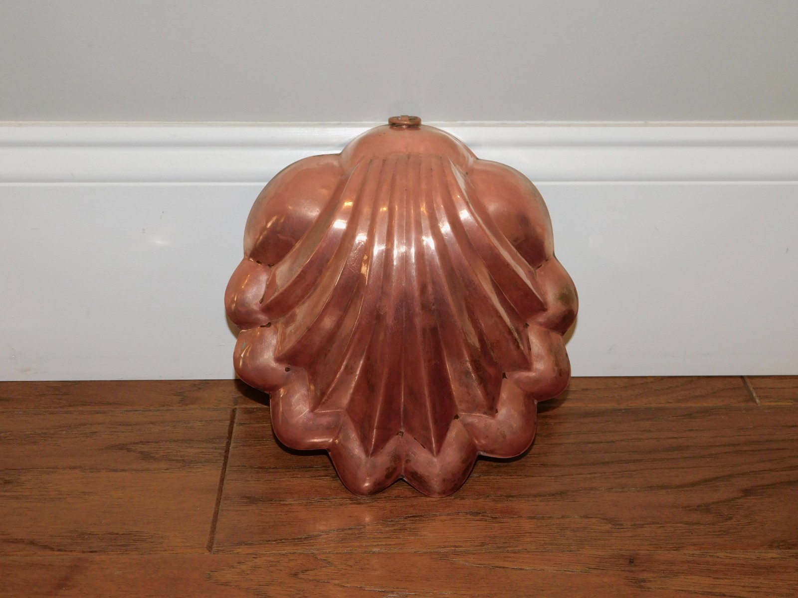VINTAGE Turkart Seashell Copper Mold Hanging Loop Made in Turkey RARE VINTAGE Turkart Seashell Copper Mold Hanging Loop Made in Turkey RARE