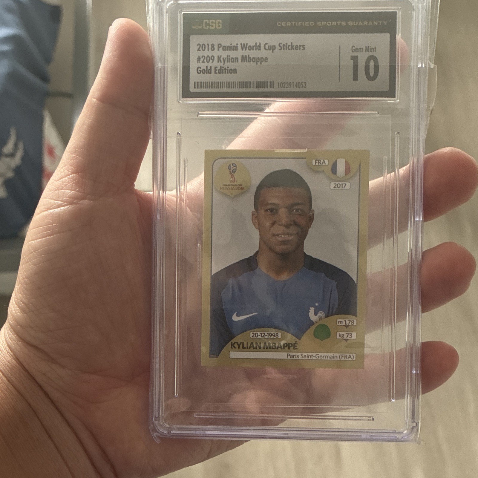 Panini 2018 World Cup Stickers #209 Kylian Mbappe Gold Edition CSG 10 Panini 2018 World Cup Stickers #209 Kylian Mbappe Gold Edition CSG 10