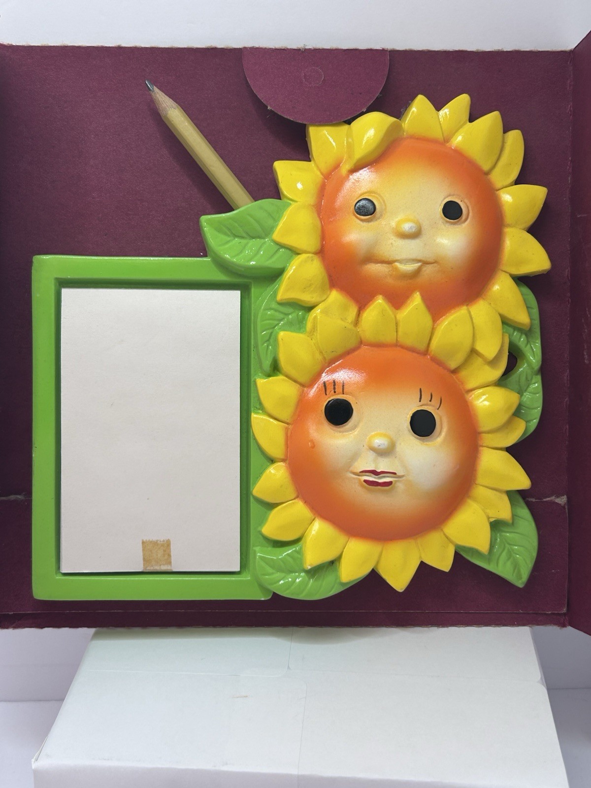 VTG 1980 Chalkware Sunflower Hanging Notepad ANTHROPOMORPHIC NOS VTG 1980 Chalkware Sunflower Hanging Notepad ANTHROPOMORPHIC NOS