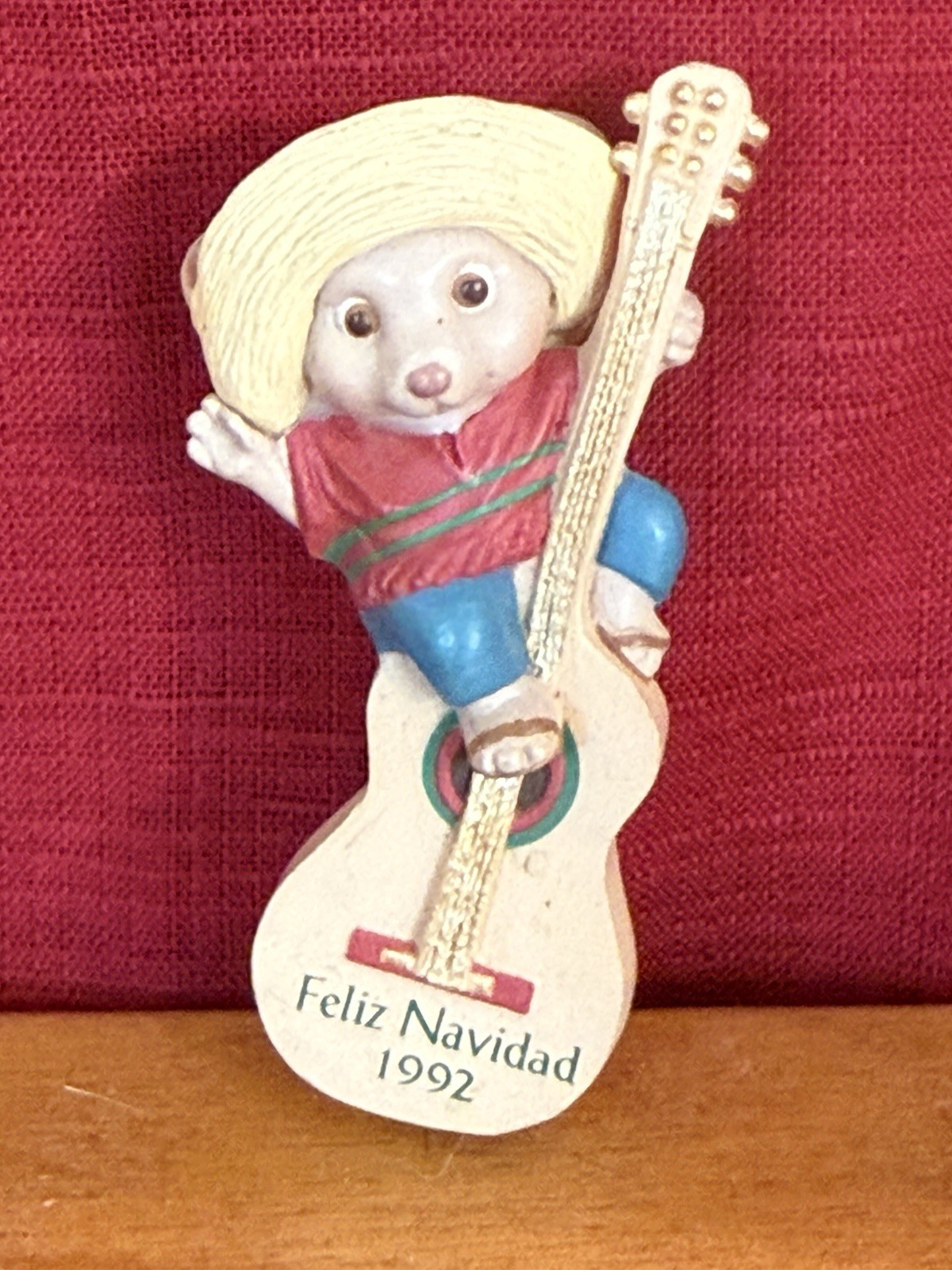 Hallmark Vintage 1992 Feliz Navidad Mouse Guitar Hanging Christmas Ornament