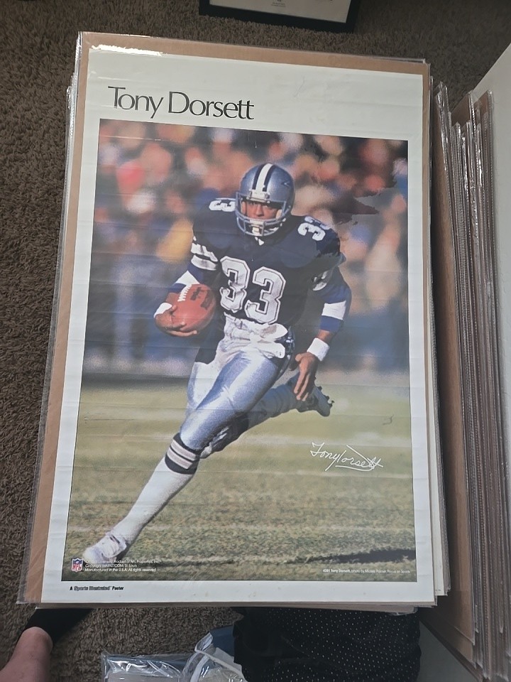 Vintage Rare Dallas Cowboys Tony Dorsett Sports Illustrated Poster 23x25 Vintage Rare Dallas Cowboys Tony Dorsett Sports Illustrated Poster 23x25