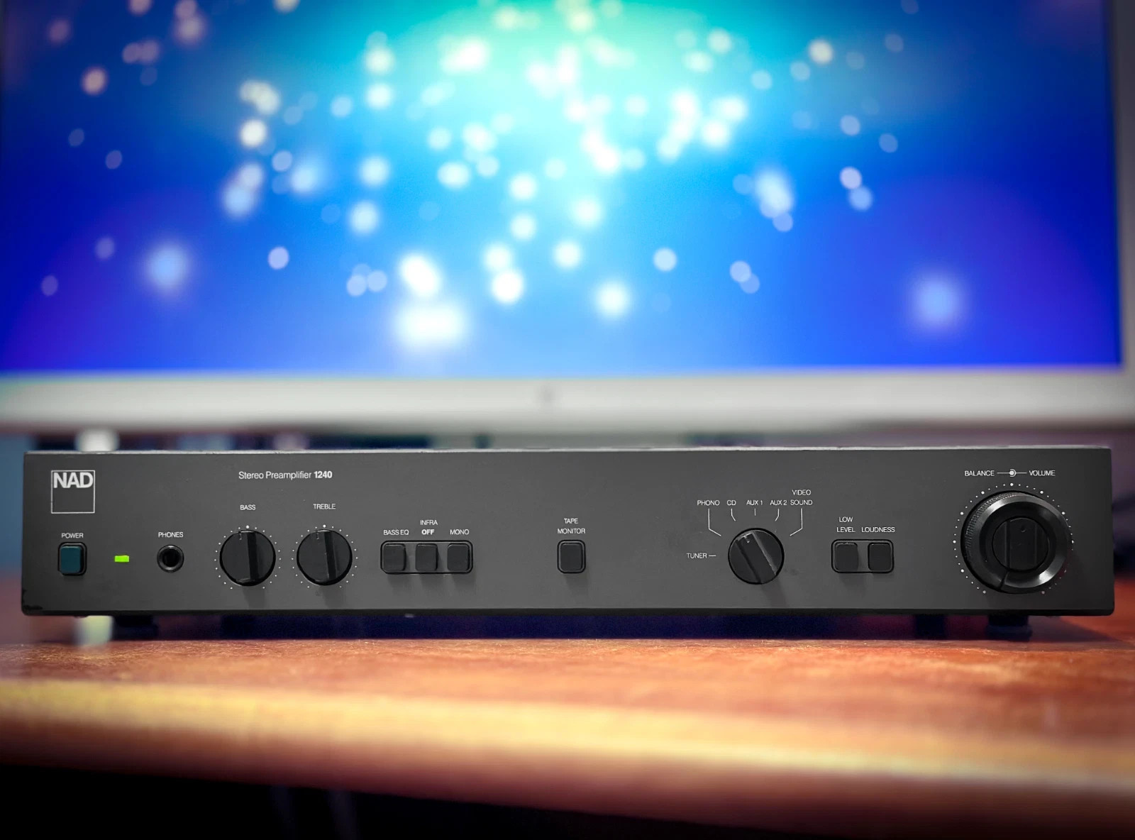 NAD 1240 🌈RaRe🌈 Vintage Stereo Pre-Amplifier MM/MC Phono Stage NAD 1240 🌈RaRe🌈 Vintage Stereo Pre-Amplifier MM/MC Phono Stage