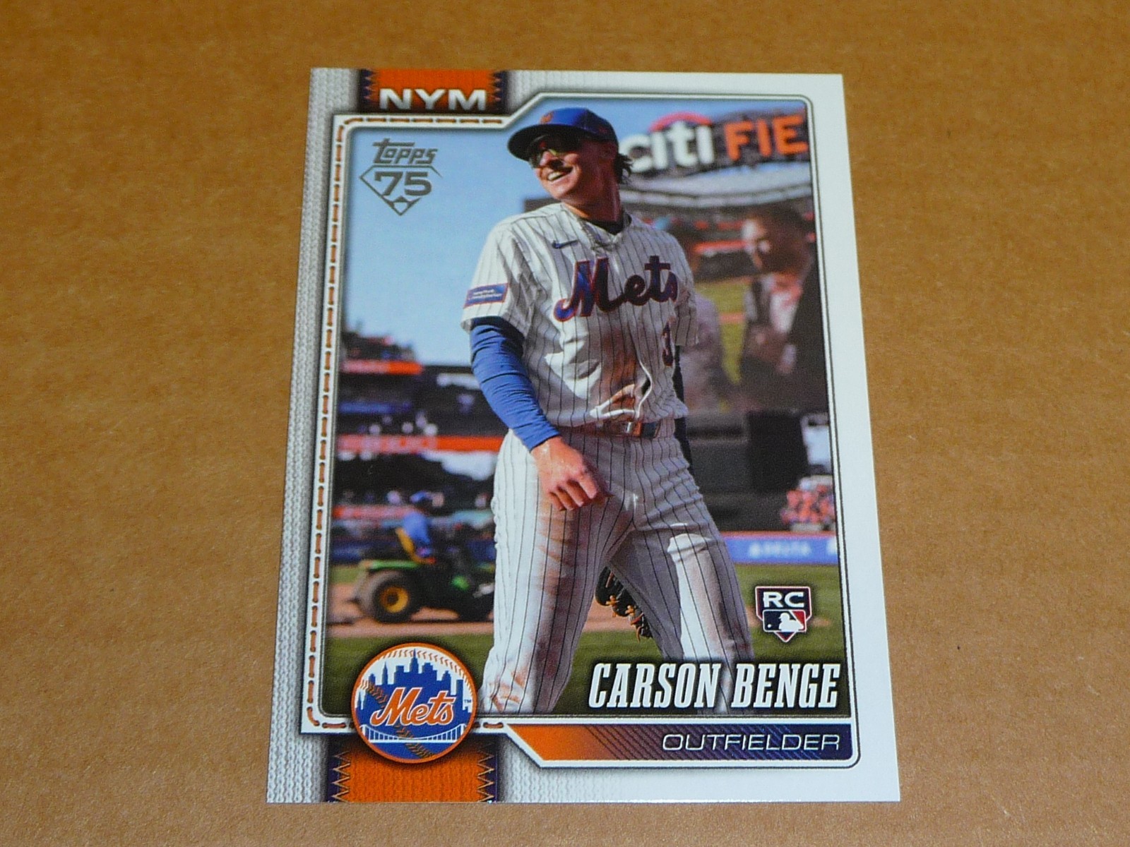 2026 Topps Complete Factory Set CARSON BENGE SP VARIATION RC/ROOKIE METS #699 2026 Topps Complete Factory Set CARSON BENGE SP VARIATION RC/ROOKIE METS #699