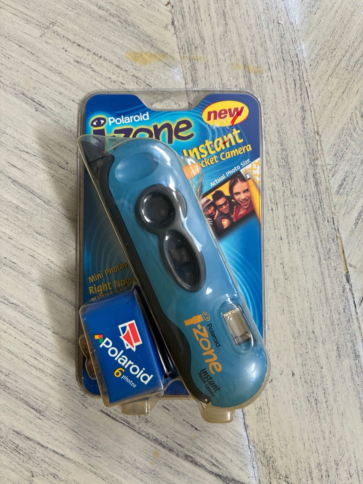 NOS 1998 Polaroid I-Zone Instant Pocket Mini Photo Camera Grey Black NIP SEALED NOS 1998 Polaroid I-Zone Instant Pocket Mini Photo Camera Grey Black NIP SEALED