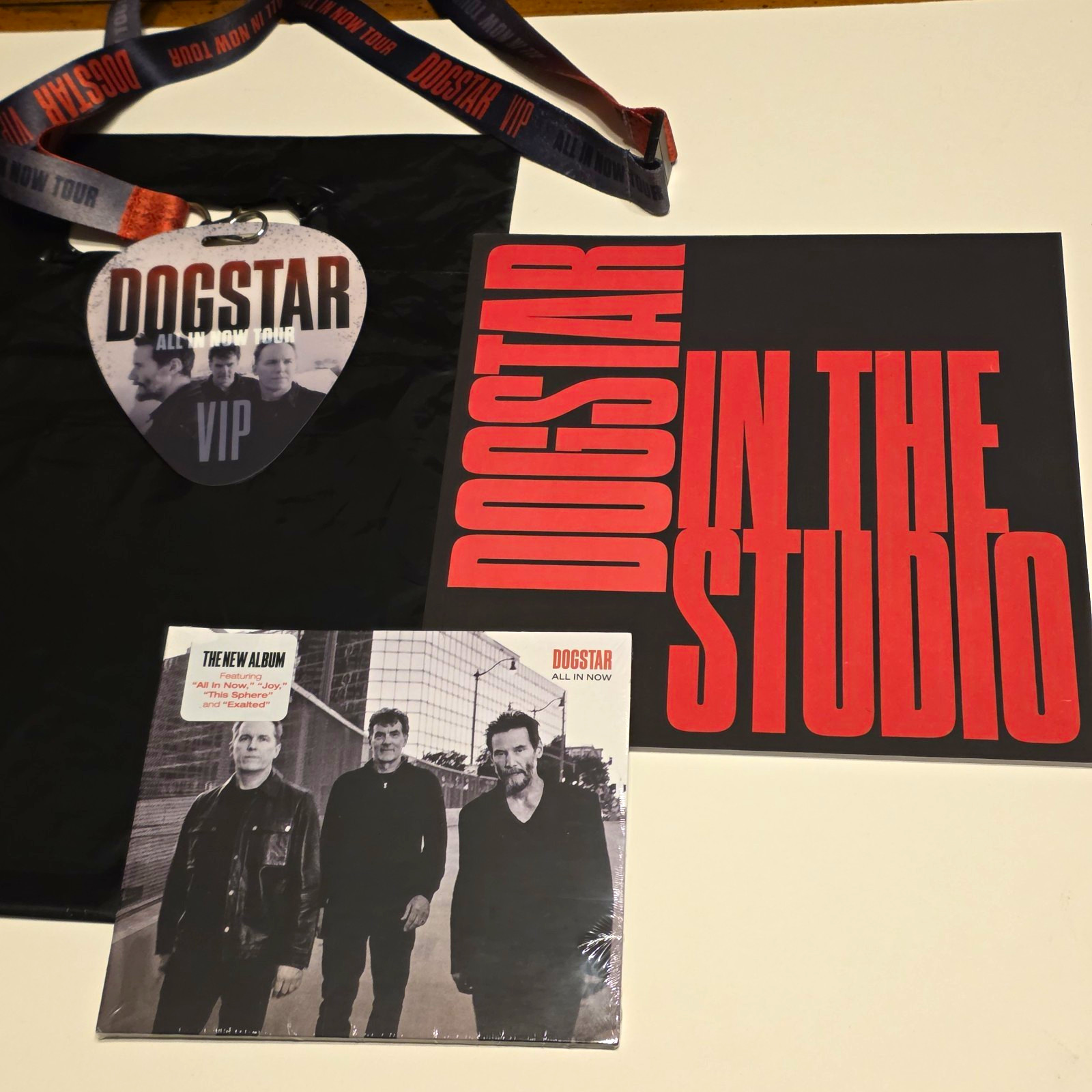 Dogstar / Keanu Reeves All In Now 2026 Exclusive VIP gift set / Lanyard Dogstar / Keanu Reeves All In Now 2026 Exclusive VIP gift set / Lanyard
