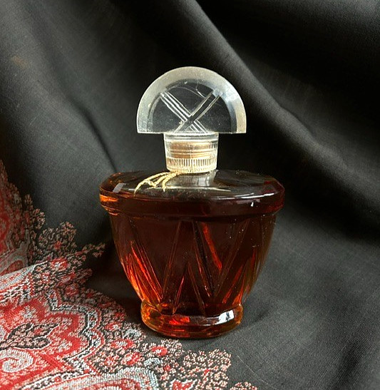 Vintage 1940\'s Breathless Charbert Eau de Toilette splash, 6 fl. oz - Original
