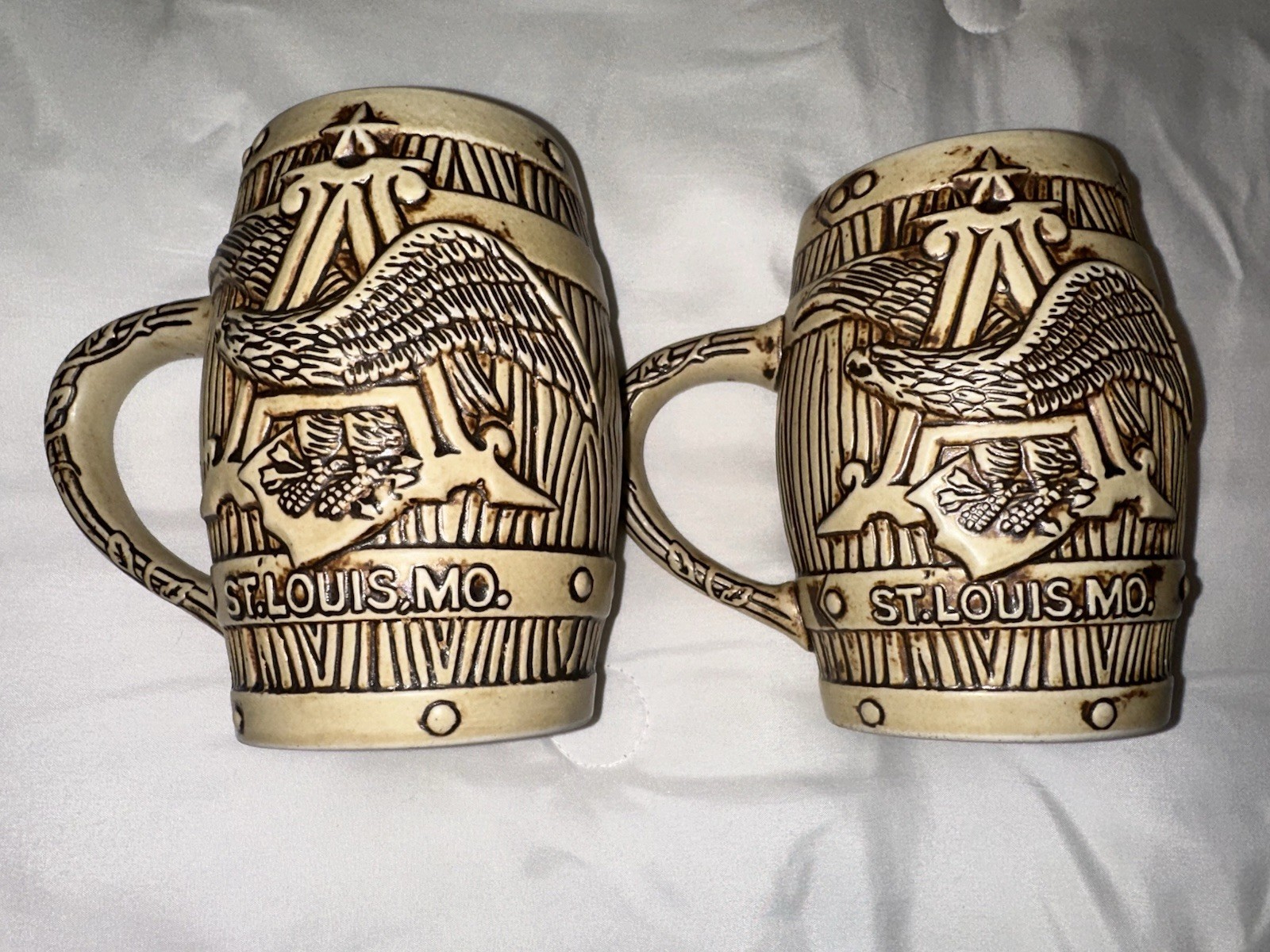 Pear Vintage Budweiser St. Louis Barrel Mug Stein Eagle Ceramic Beer Mugs Pear Vintage Budweiser St. Louis Barrel Mug Stein Eagle Ceramic Beer Mugs