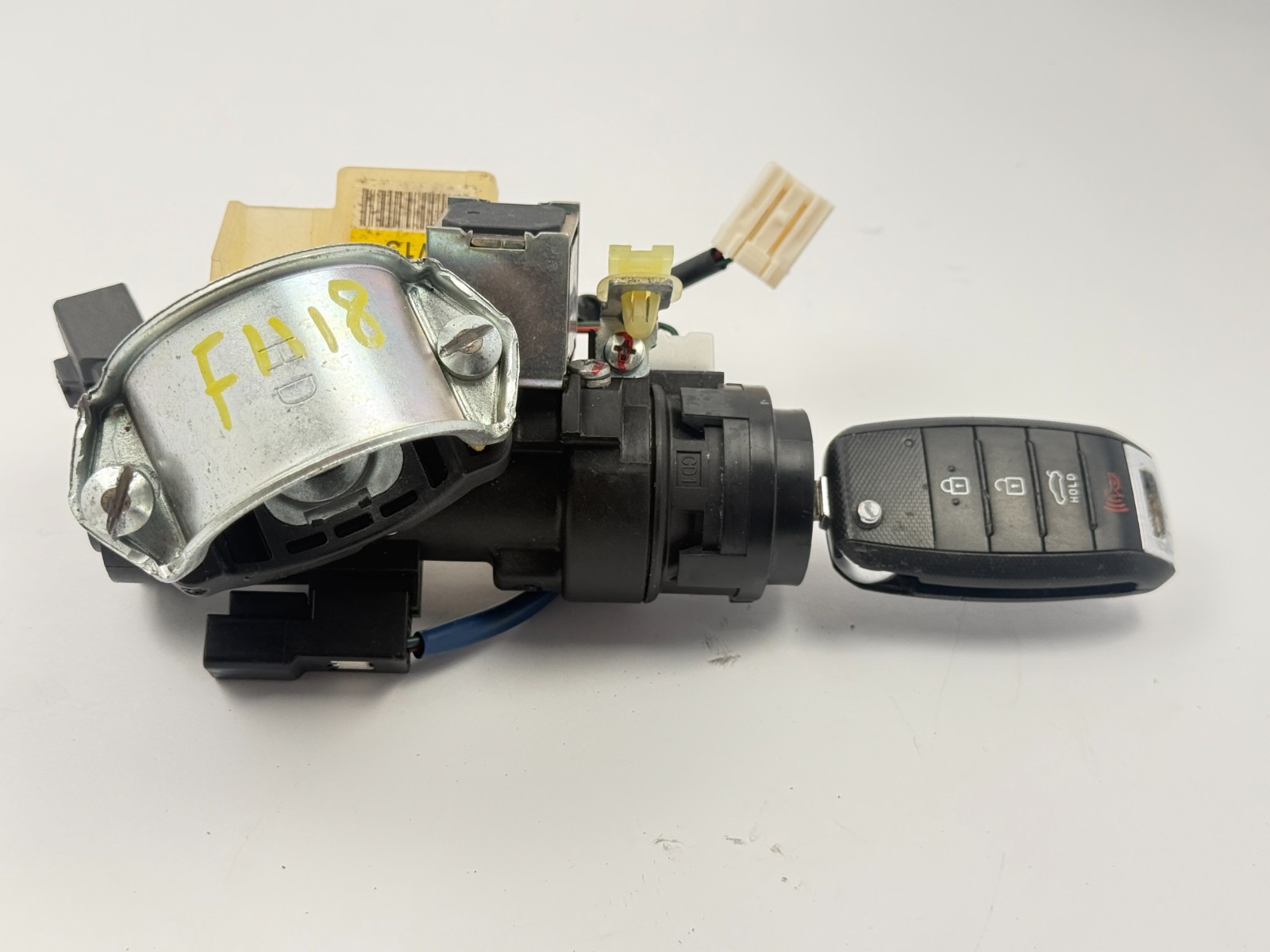 2014-2018 KIA FORTE IGNITION SWITCH LOCK CYLINDER W/ KEY OEM 2014-2018 KIA FORTE IGNITION SWITCH LOCK CYLINDER W/ KEY OEM