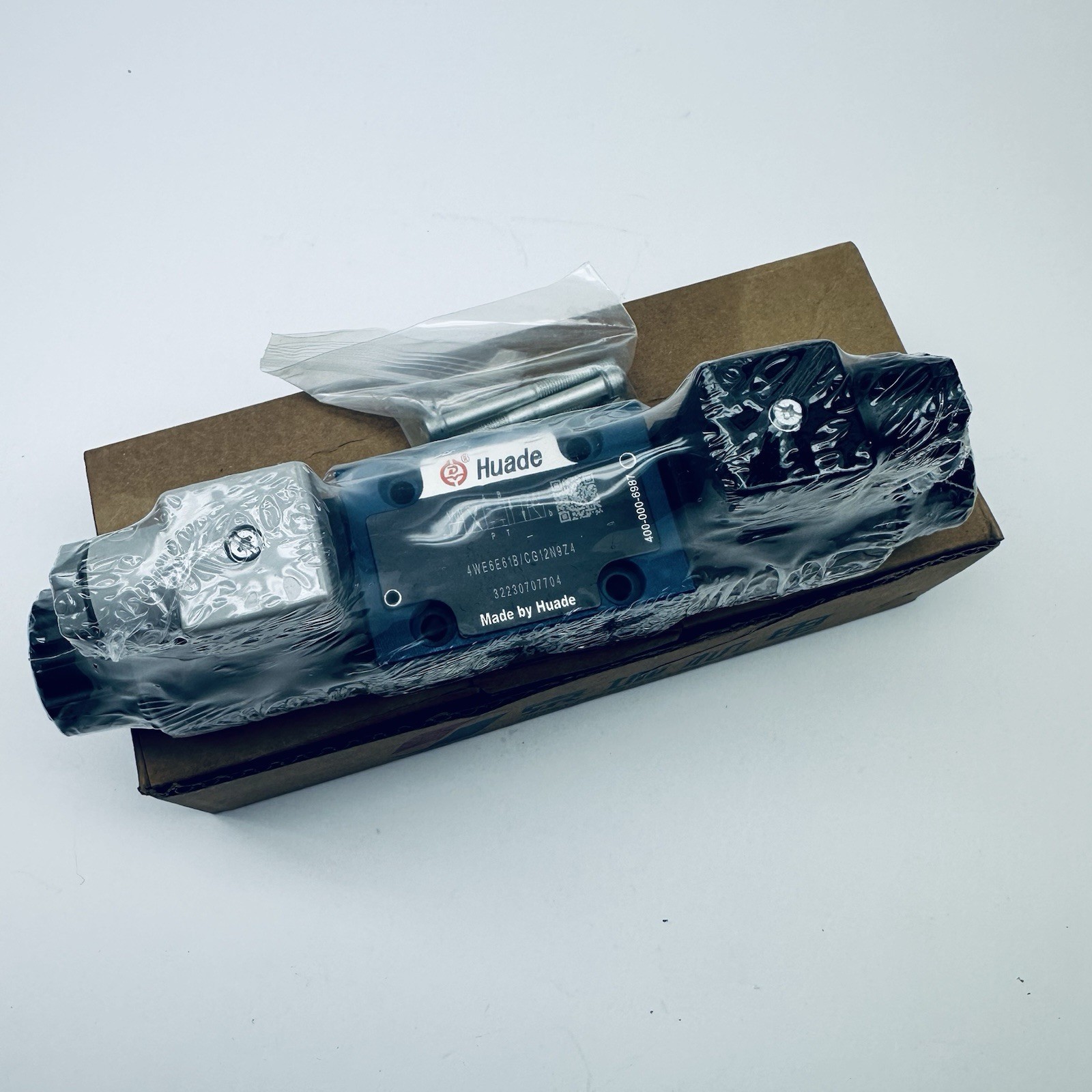 Solenoid Directional Control Valve 110VAC 4WE6E61B/CG12N9Z4