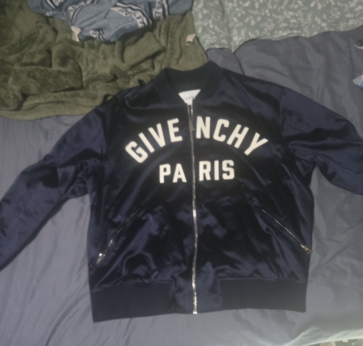 Mens givenchy bomber jacket size Large authentic pics of receipt posted