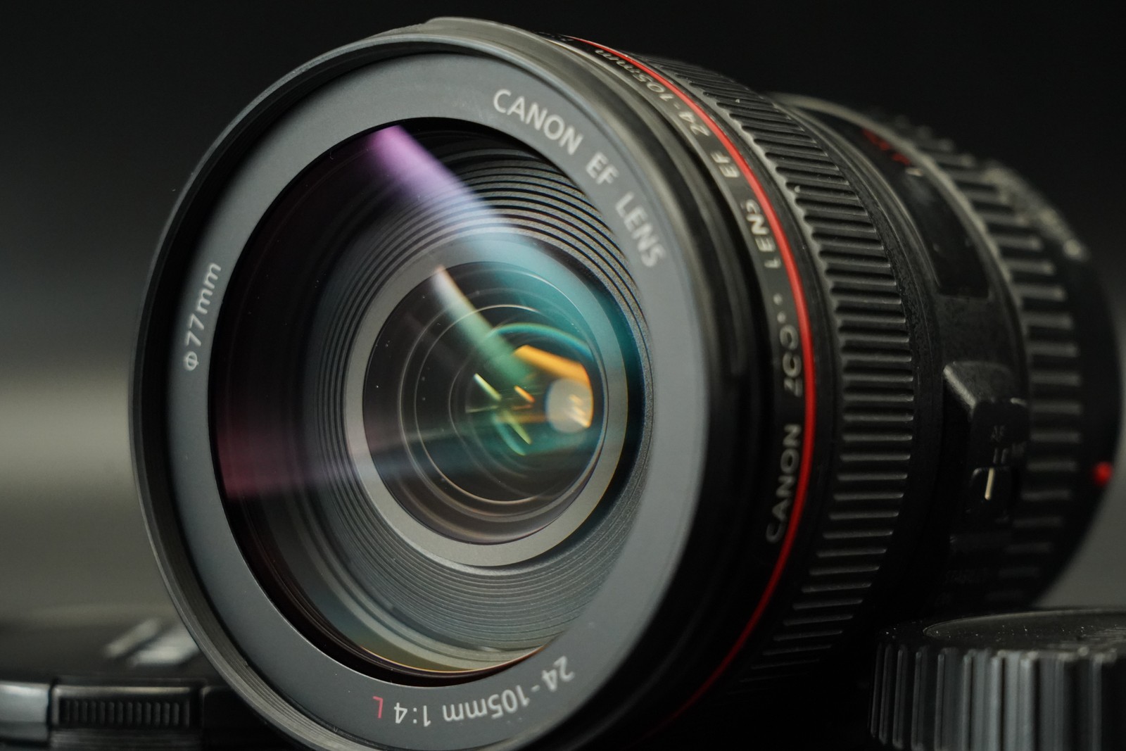 Canon EF 24-105mm F/4 L IS USM Zoom Lens for Canon EF mount AF Zoom Telephoto