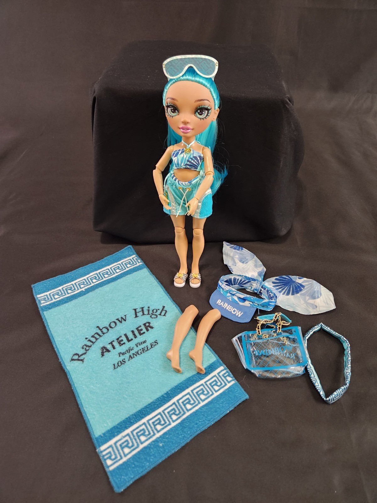 Rainbow High Pacific Coast Hali Capri Doll Beach Blue Hair Fashion Doll Read Rainbow High Pacific Coast Hali Capri Doll Beach Blue Hair Fashion Doll Read