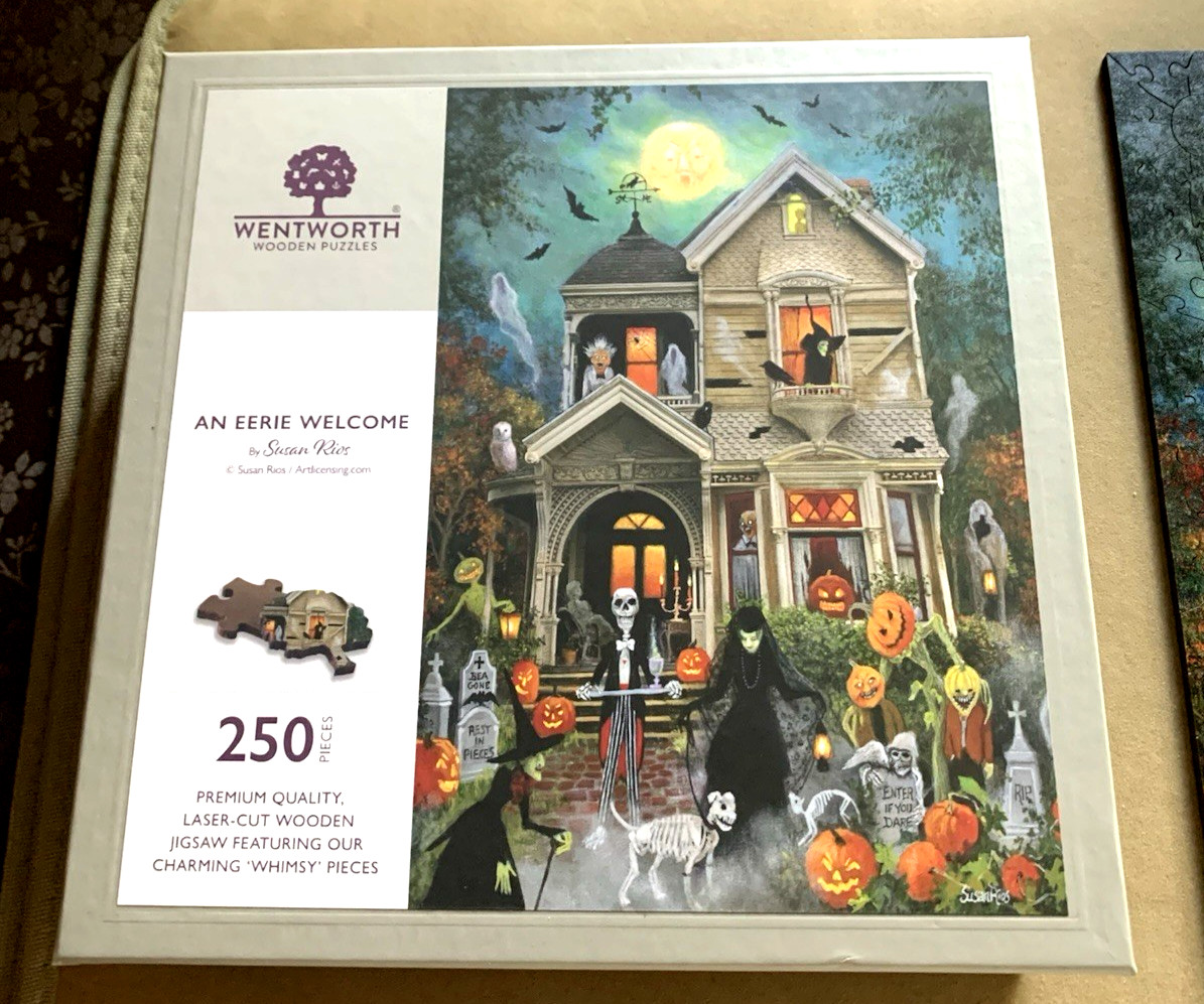 WENTWORTH WOODEN JIGSAW PUZZLE 250 PIECES  AN EERIE WELCOME  SEASONAL  COMPLETE
