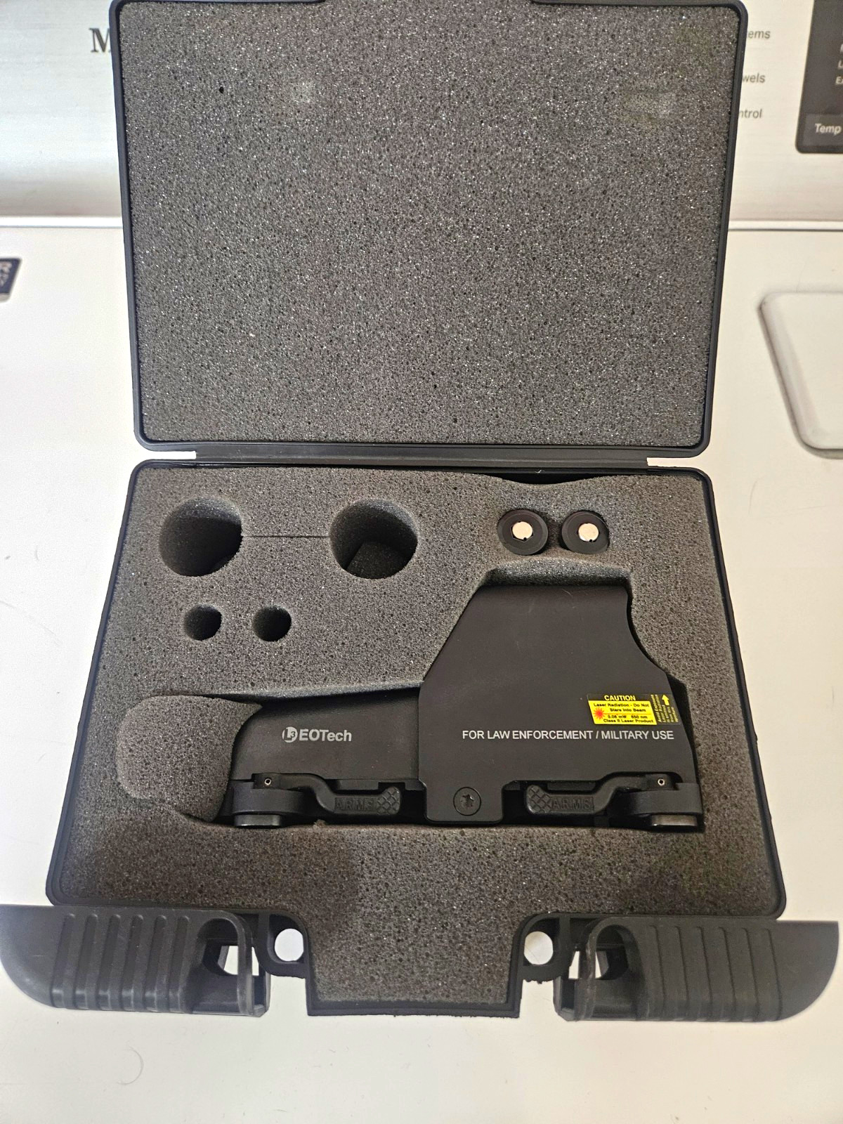 NEW OLD STOCK EOTech 553 Holographic Sight. NVG Capable. NEW OLD STOCK EOTech 553 Holographic Sight. NVG Capable.