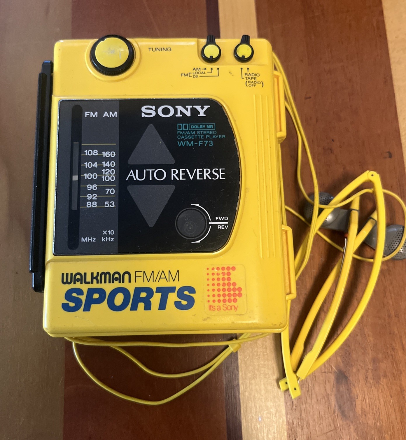 Vtg Sony Sports Yellow Walkmam Radio Cassette Tape Player For PARTS REPAIR ONLY