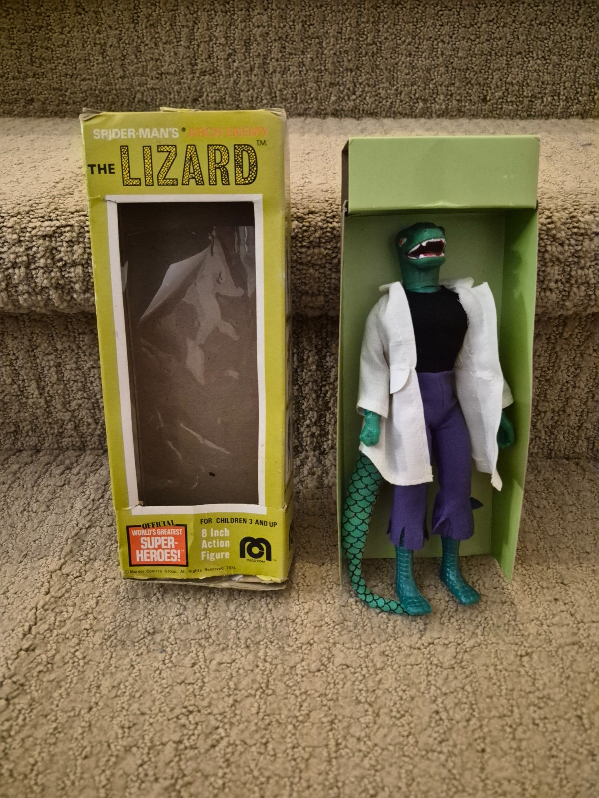 Mego The Lizard With Real Box. Vintage 1974 Mego Lizard. Mint Figure Real Insert