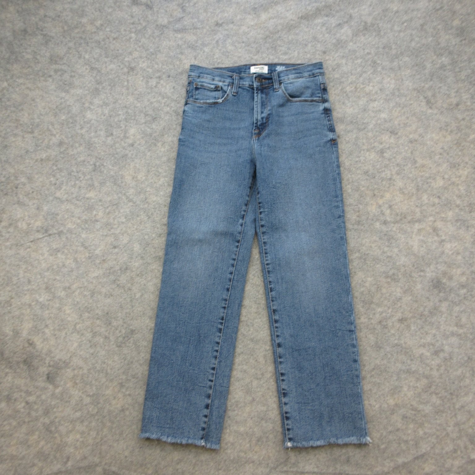 Kensie Jeans Women\'s The Allie Blue Size 6/28 High Rise Slim Straight Frayed Hem