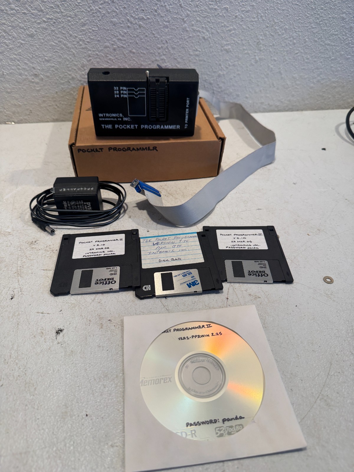 INTRONICS The Pocket Programmer EPROM Reader Writer Printer Port Ribbon Cable