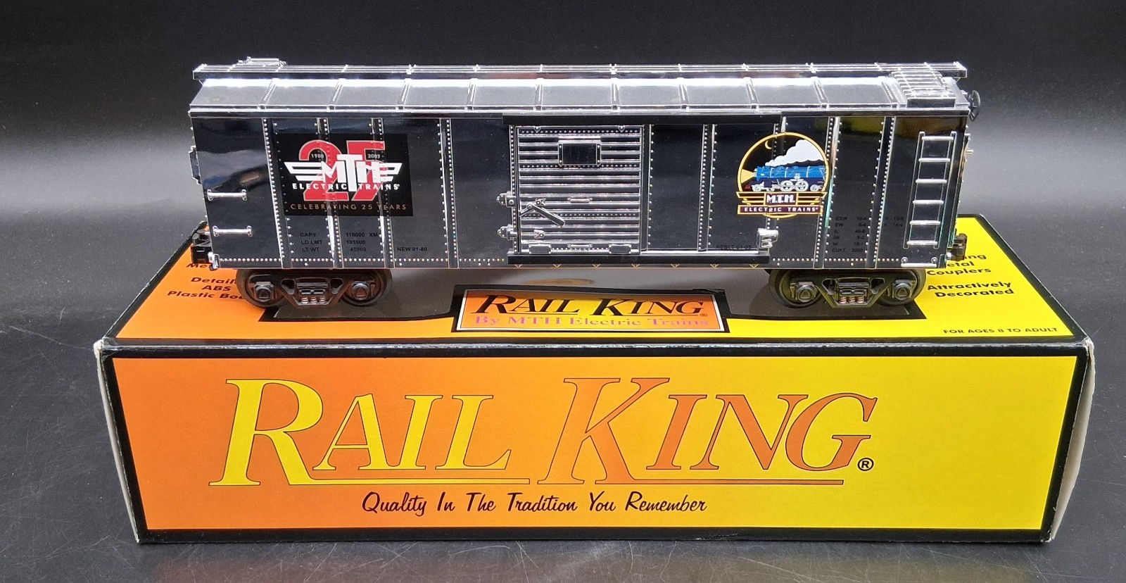 MTH RailKing 30-74219 25th Anniversary Box Car O Gauge LNIB