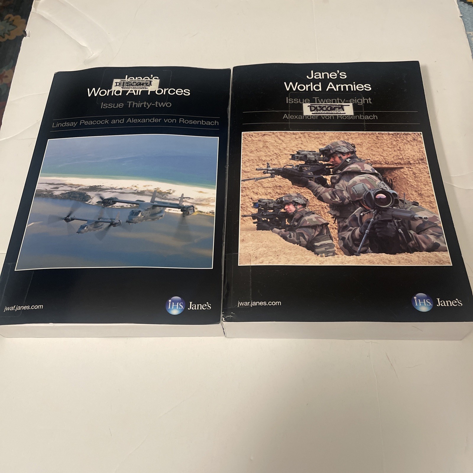 Lot of IHS jane\'s world armies Issue #28 & Jane’s World Air Force #32 PAPERBACK Lot of IHS jane\'s world armies Issue #28 & Jane’s World Air Force #32 PAPERBACK