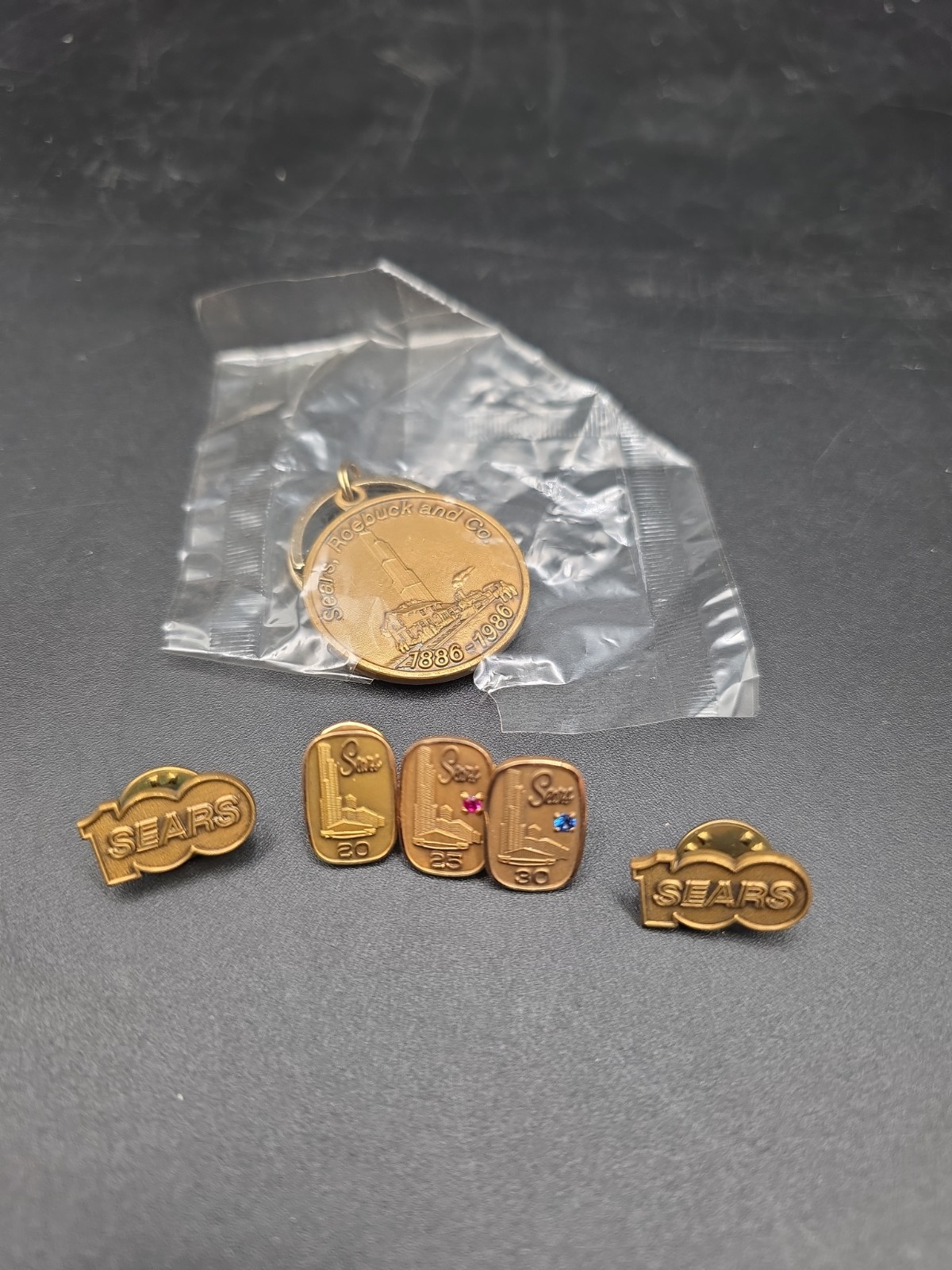 Vintage Sears Roebuck Anniversary Lapel Pins 20 25 30 Yrs + Keychain Gold Filled Vintage Sears Roebuck Anniversary Lapel Pins 20 25 30 Yrs + Keychain Gold Filled