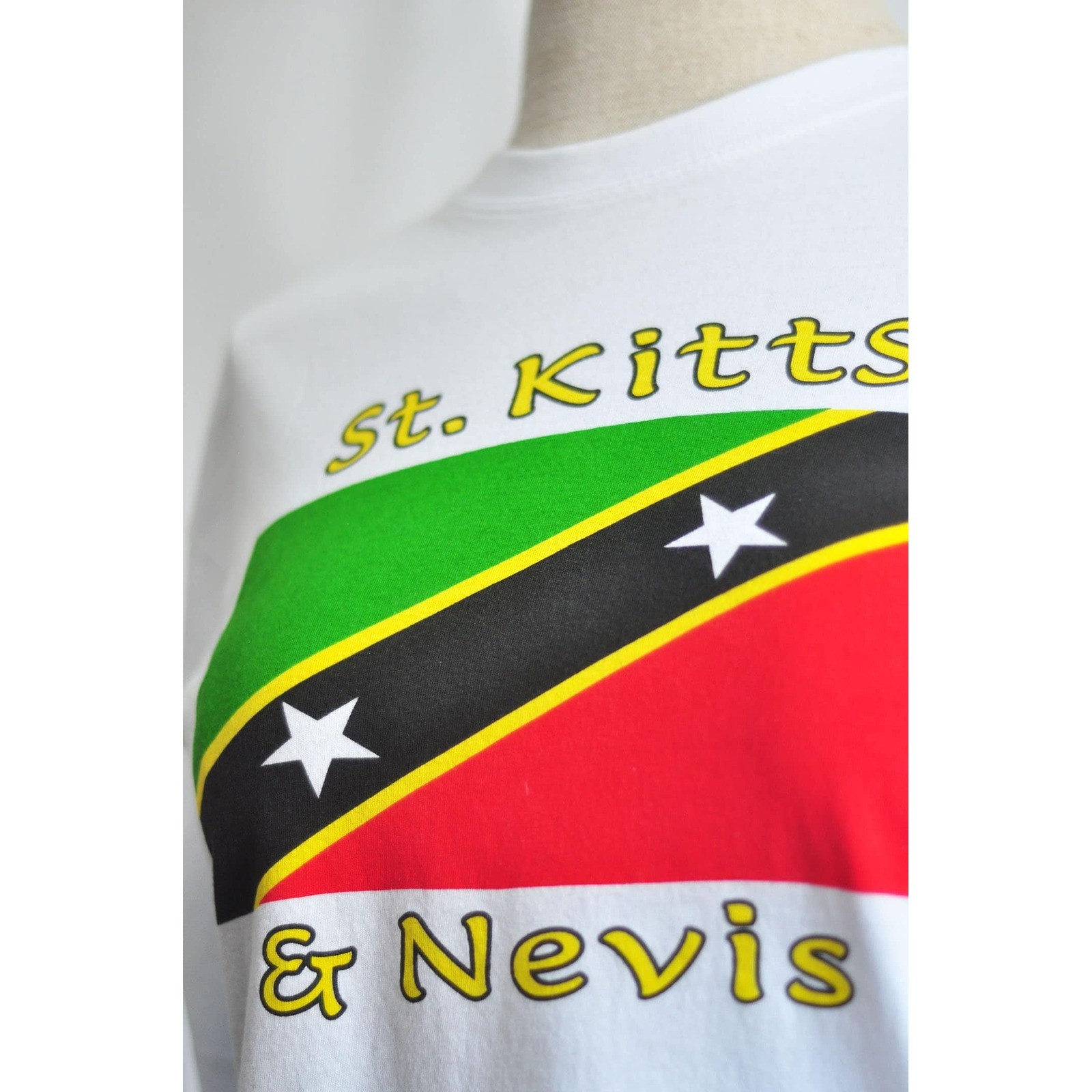 St. Kitts & Nevis T-shirt, Secondhand Thrifted, XLarge