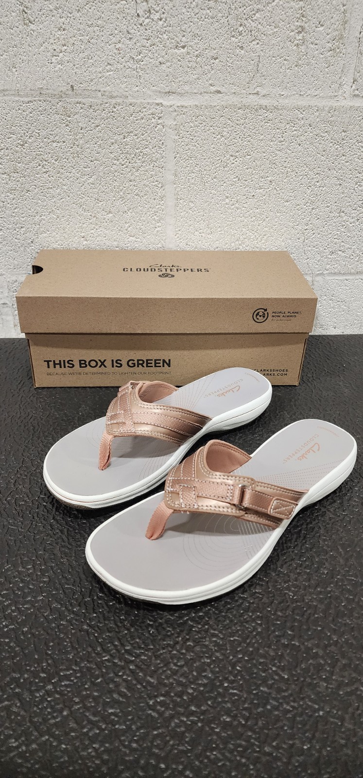 Clarks Breeze Sea Women\'s Sandal Rose Gold US SIZE 8 Clarks Breeze Sea Women\'s Sandal Rose Gold US SIZE 8