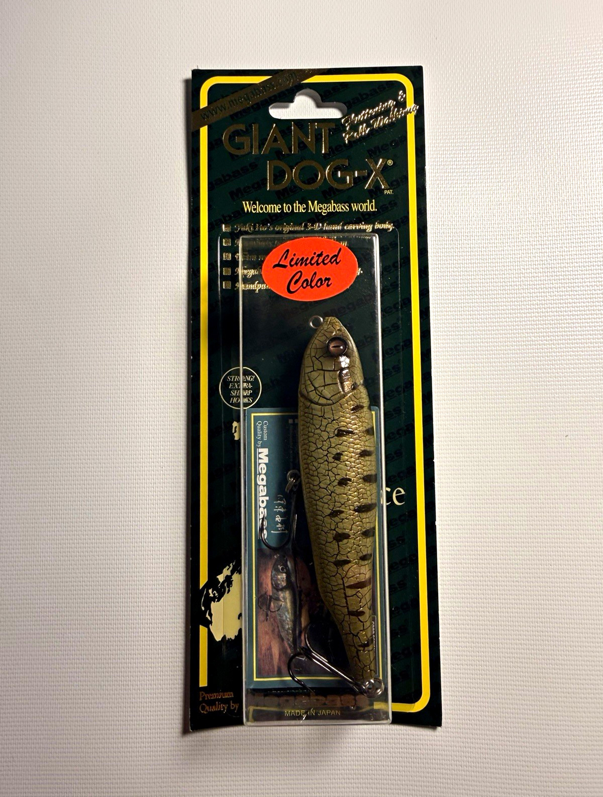 Megabass GIANT DOG-X - Limited Color SP-C - Tsuchinoko
