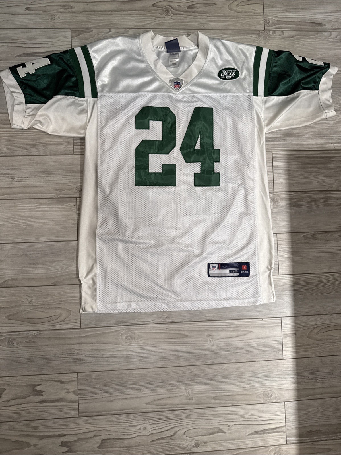 Reebok New York Jets Darrelle Revis #24 NFL Football Jersey Men\'s Size 48