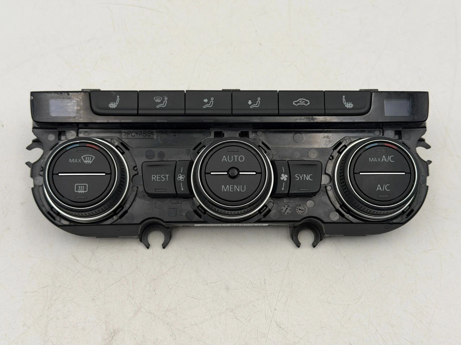 2018-2023 Volkswagen Atlas Temperature Control Climate AC Heat Switch 3CN907044A