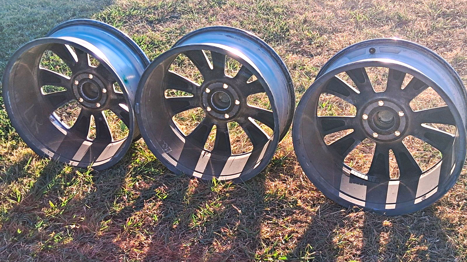 Three 20x8 Dodge Durango Wheels Come of 2012 Durango 5.7 Three 20x8 Dodge Durango Wheels Come of 2012 Durango 5.7